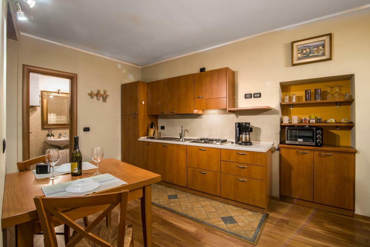 Il Sogno Di Claudia Apartment Джера Ларио Екстериор снимка